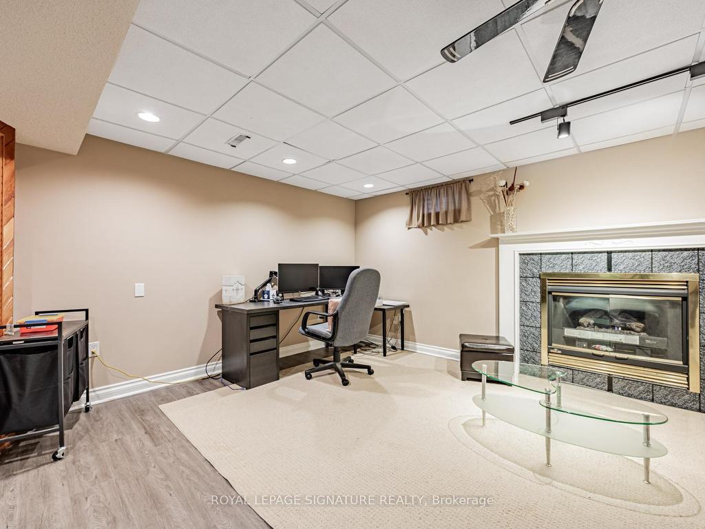 









288


Howell

Crescent,
Pickering,




ON
L1V 6B9

