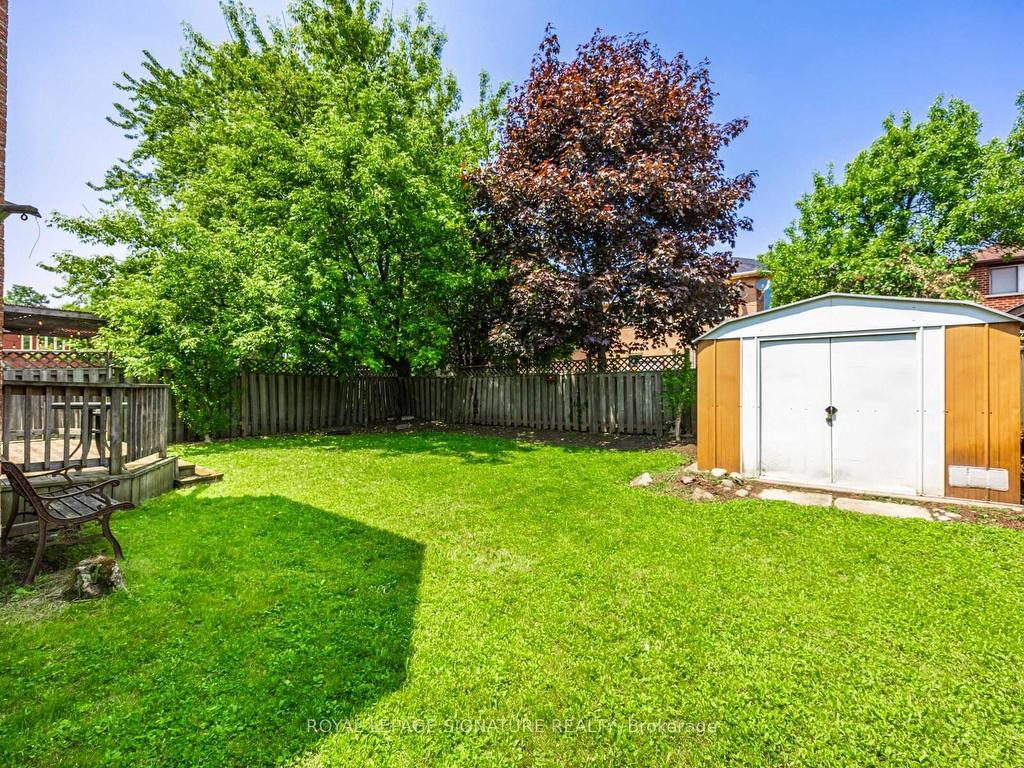 









288


Howell

Crescent,
Pickering,




ON
L1V 6B9

