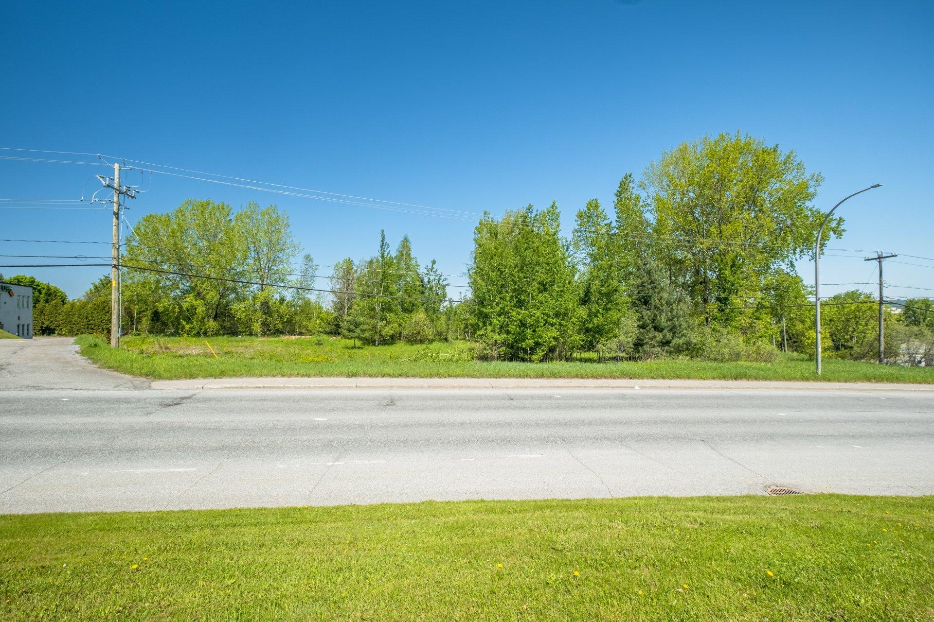 












12e Avenue N.

,
Sherbrooke (Fleurimont),







QC
J1E3K7

