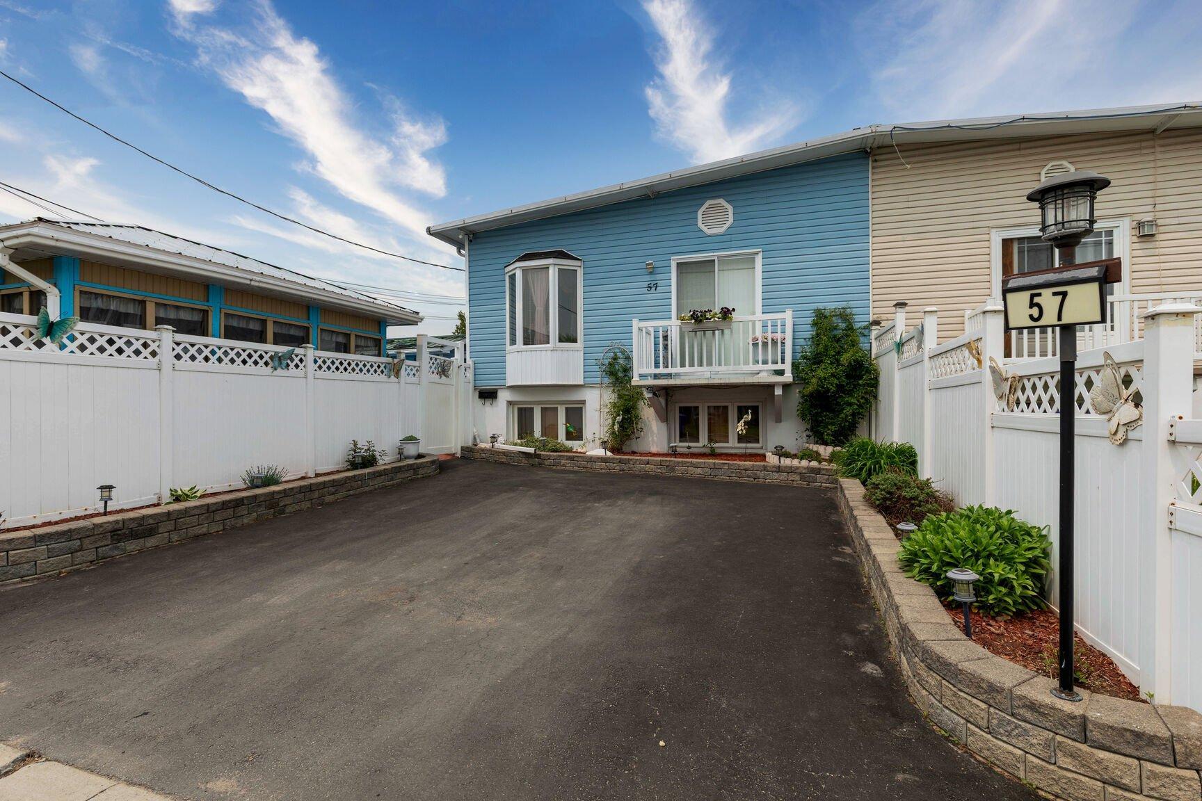 









57


Rue de Dubuisson

,
Gatineau (Gatineau),




QC
J8T1B3

