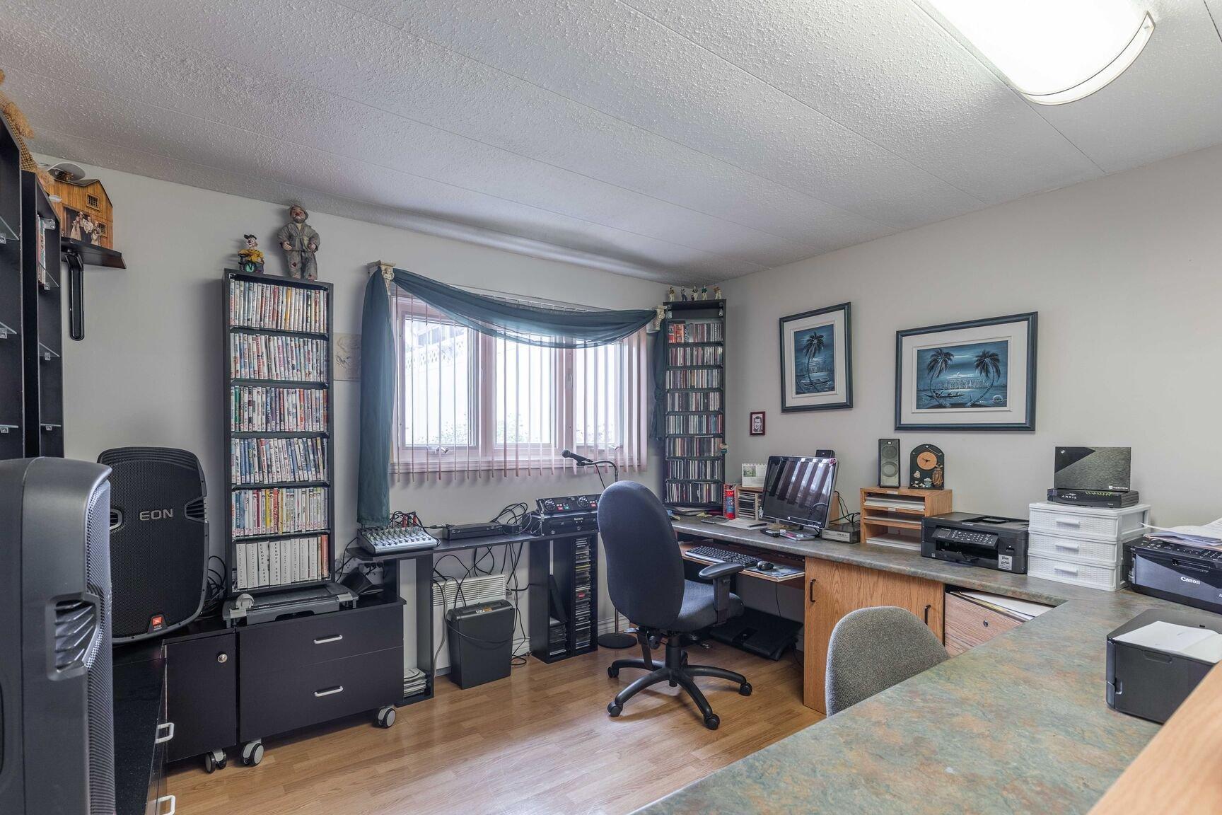 









57


Rue de Dubuisson

,
Gatineau (Gatineau),




QC
J8T1B3

