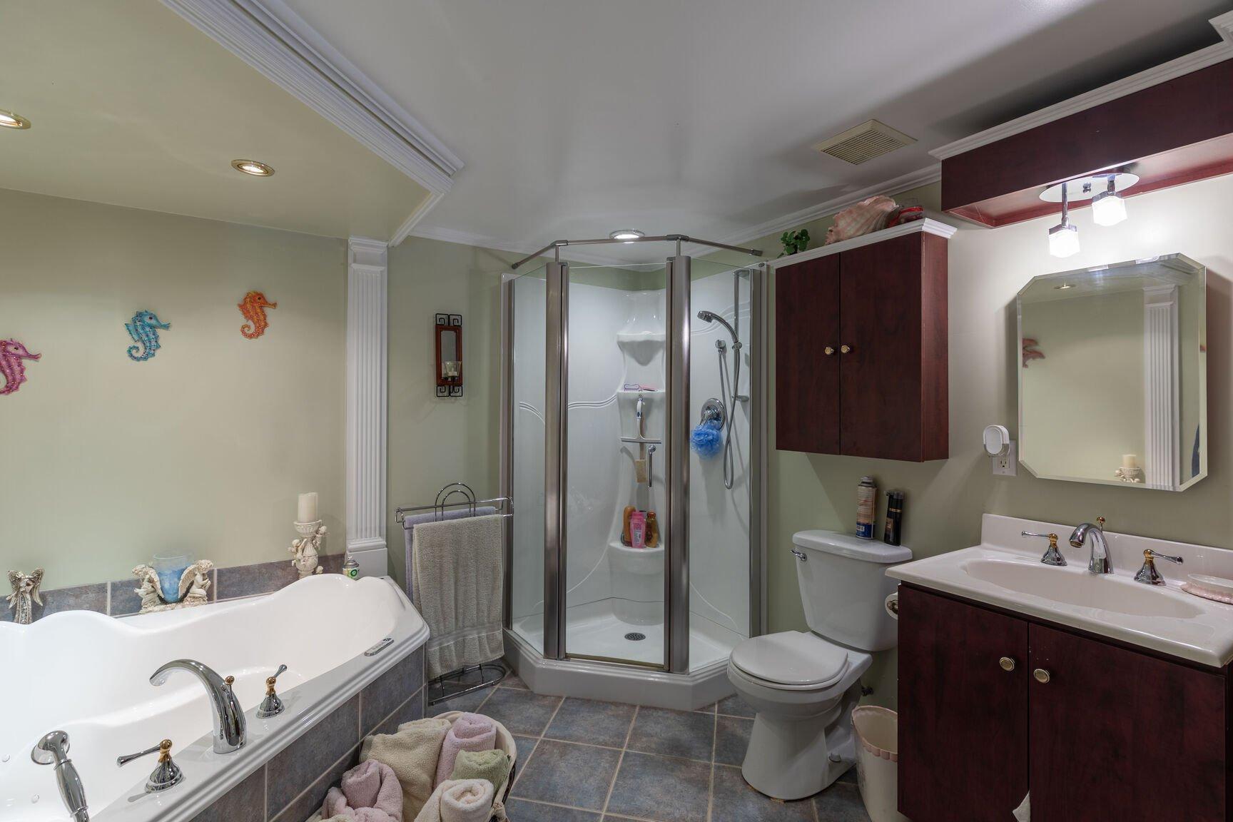 









57


Rue de Dubuisson

,
Gatineau (Gatineau),




QC
J8T1B3

