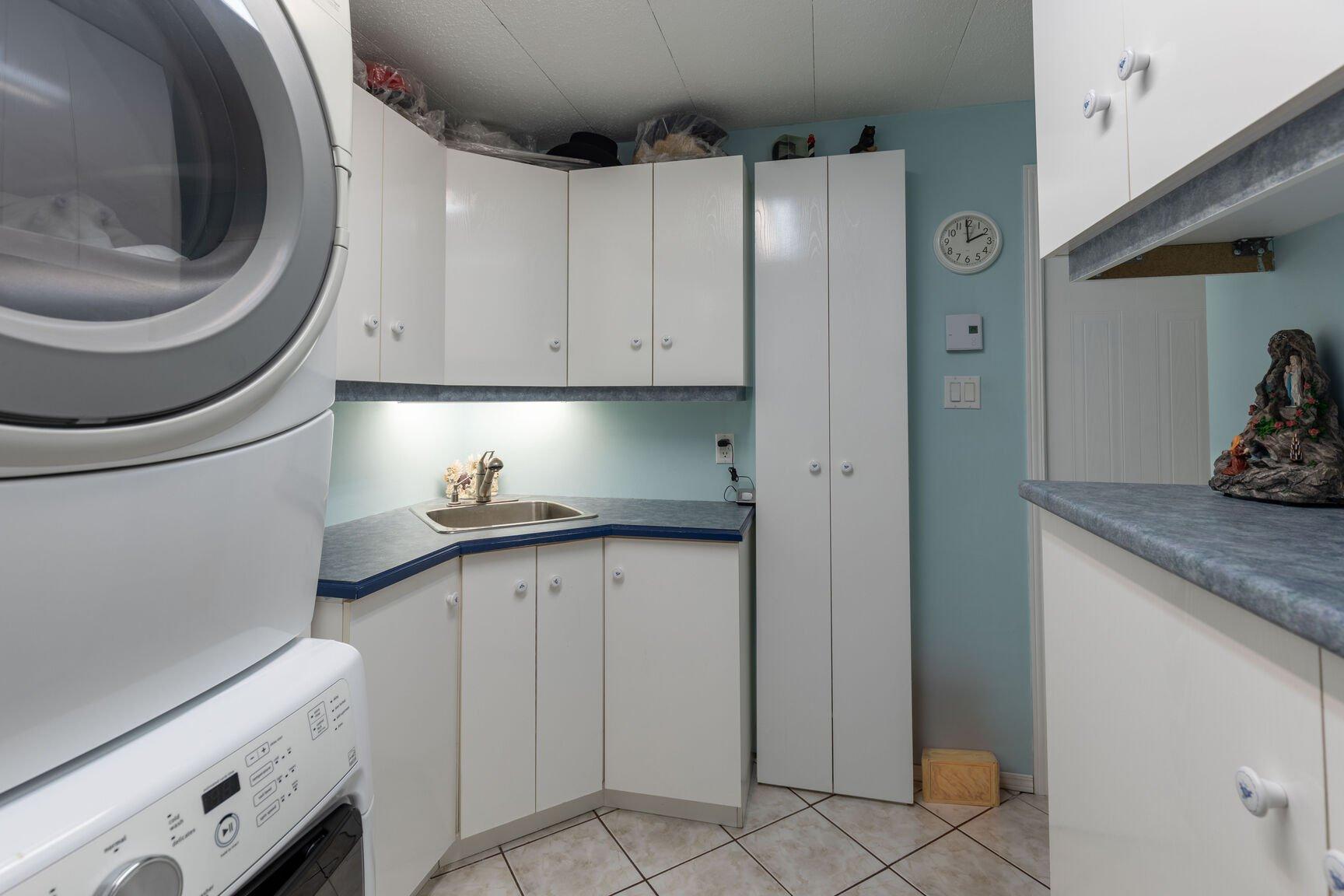 









57


Rue de Dubuisson

,
Gatineau (Gatineau),




QC
J8T1B3

