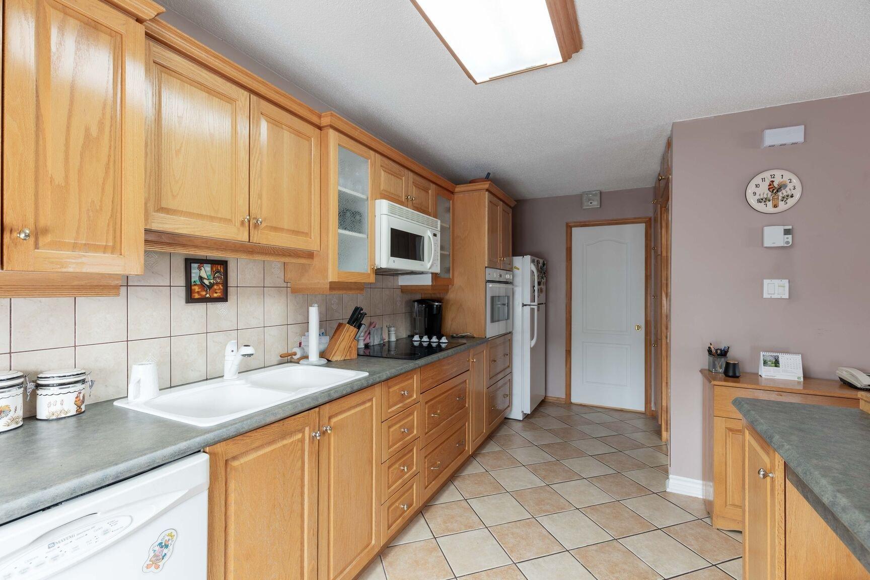 









57


Rue de Dubuisson

,
Gatineau (Gatineau),




QC
J8T1B3

