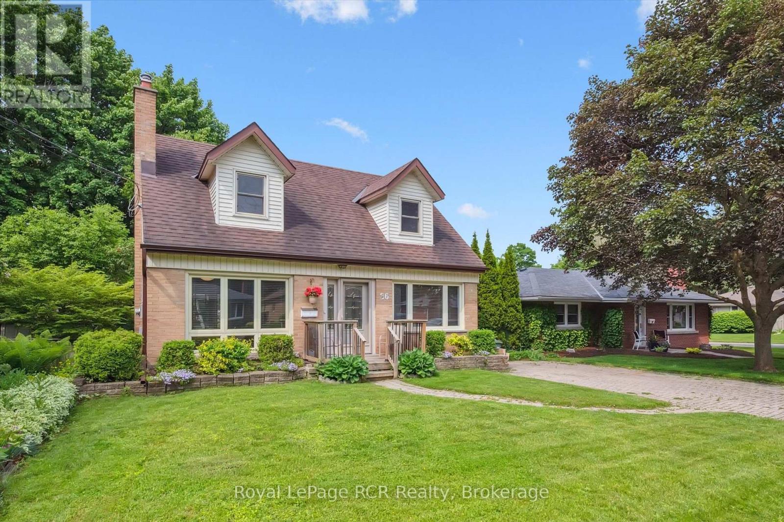 












26 ELGINFIELD DRIVE

,
Guelph (Grange Road),




Ontario
N1E4E6

