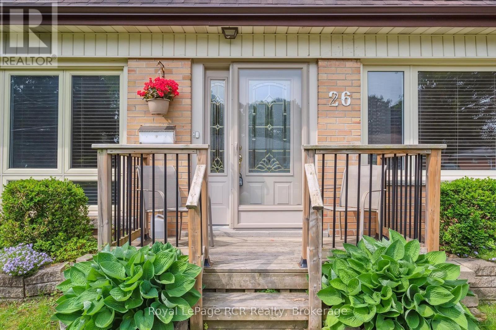 












26 ELGINFIELD DRIVE

,
Guelph (Grange Road),




Ontario
N1E4E6

