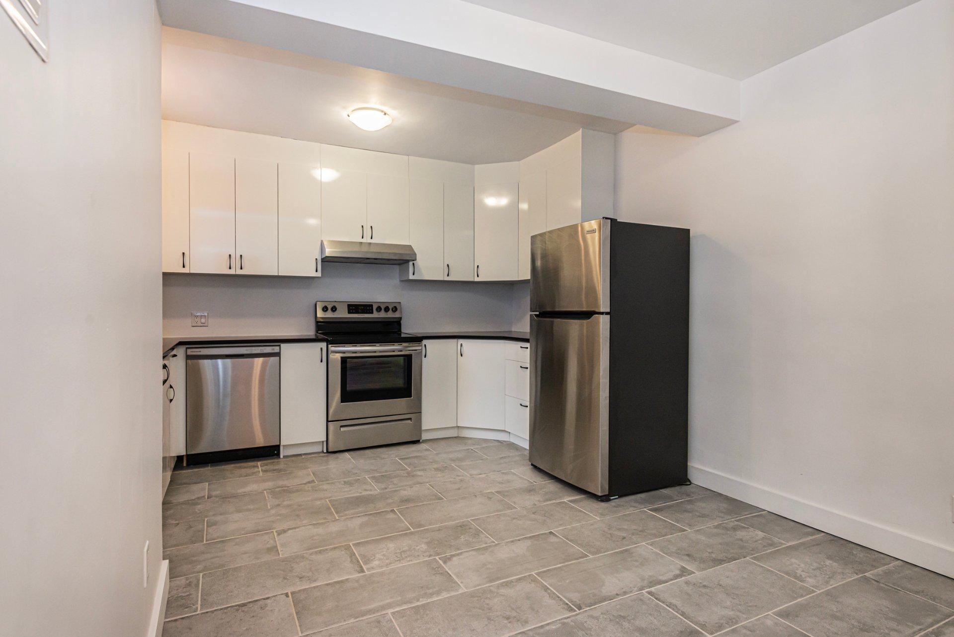 









3485


Av. Ellendale

, 5,
Montréal (Côte-des-Neiges/Notre-Dame-de-Grâce),




QC
H3S1W8

