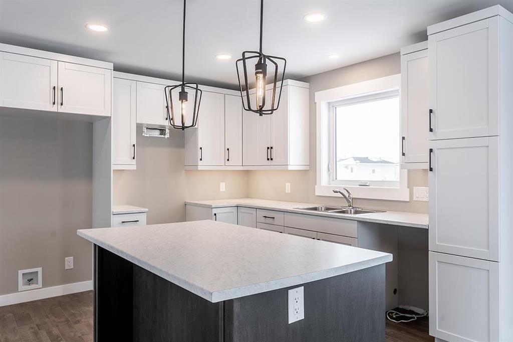 












91 Harry Waytiuk Drive

,
East Selkirk,




Manitoba
R0E0M0

