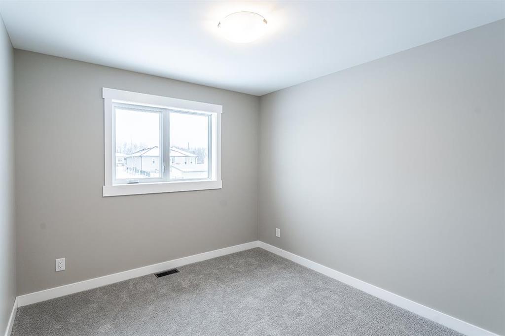 












91 Harry Waytiuk Drive

,
East Selkirk,




Manitoba
R0E0M0

