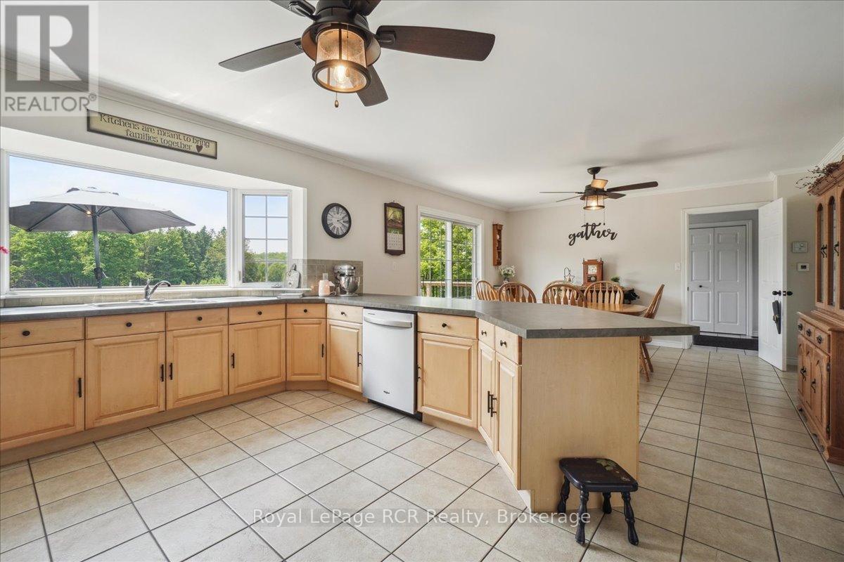 












614486 HAMILTON LANE

,
West Grey,




Ontario
N0C1H0

