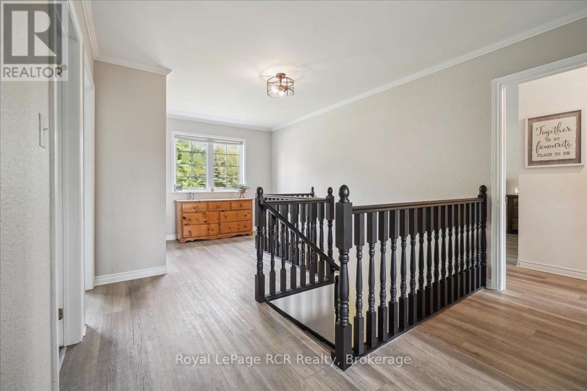 












614486 HAMILTON LANE

,
West Grey,




Ontario
N0C1H0


