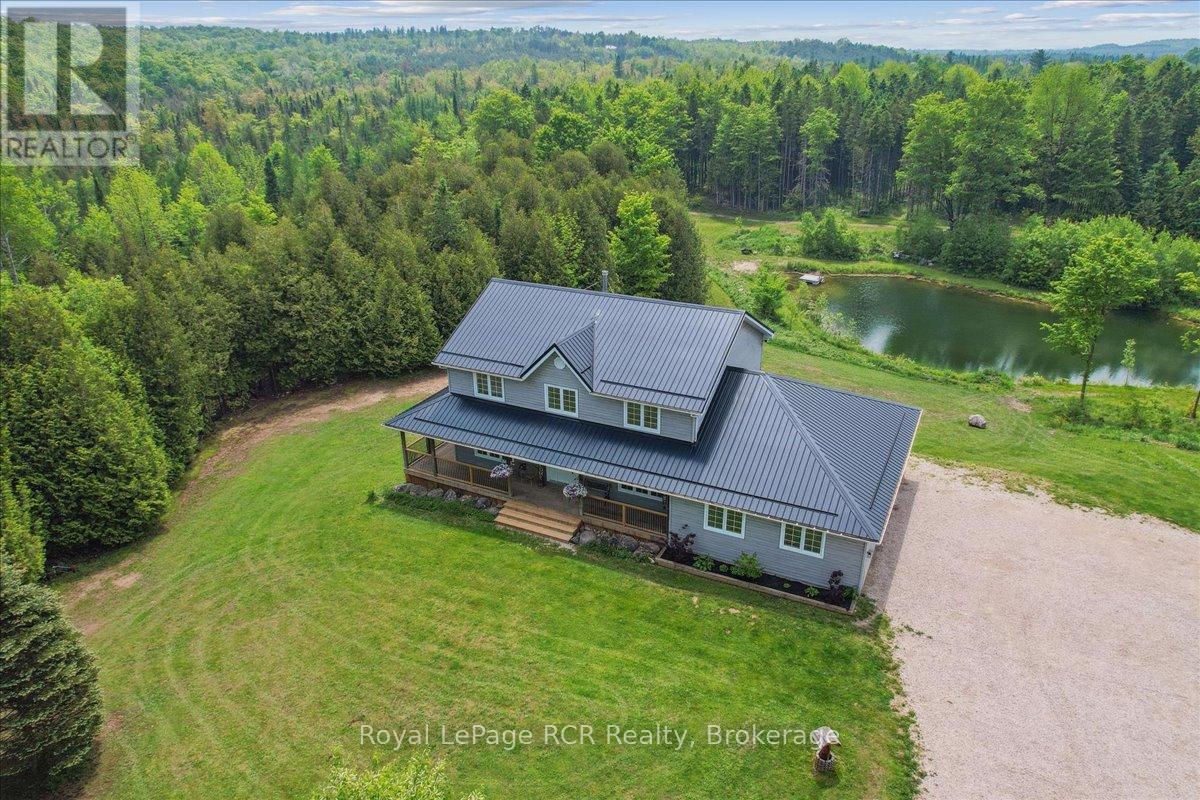 












614486 HAMILTON LANE

,
West Grey,




Ontario
N0C1H0

