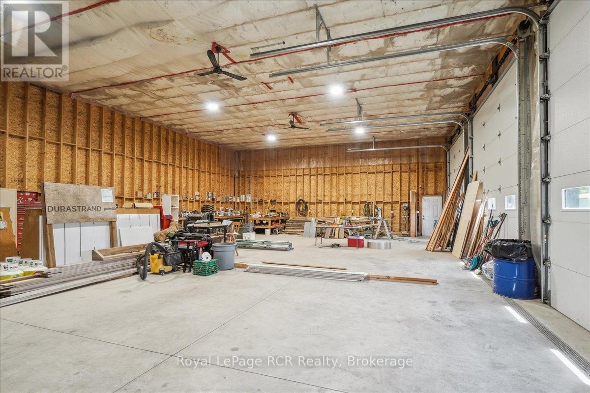 












614486 HAMILTON LANE

,
West Grey,




Ontario
N0C1H0


