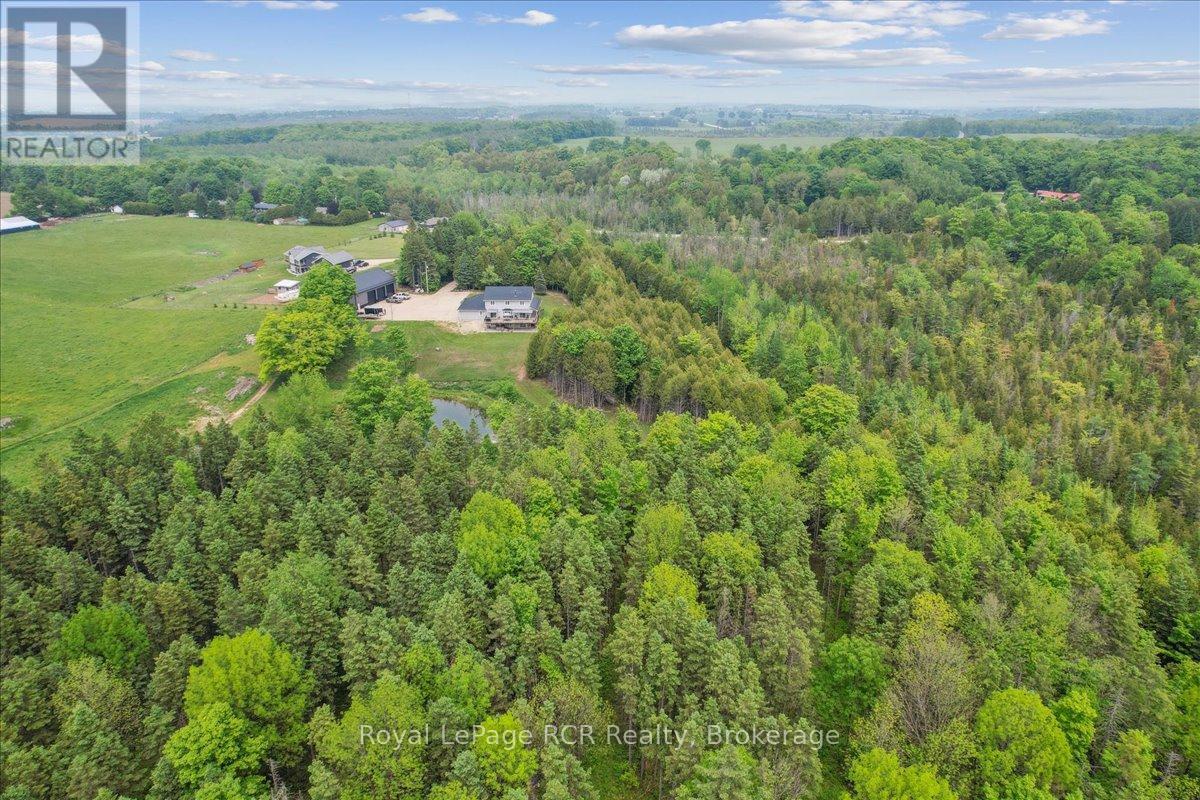 












614486 HAMILTON LANE

,
West Grey,




Ontario
N0C1H0


