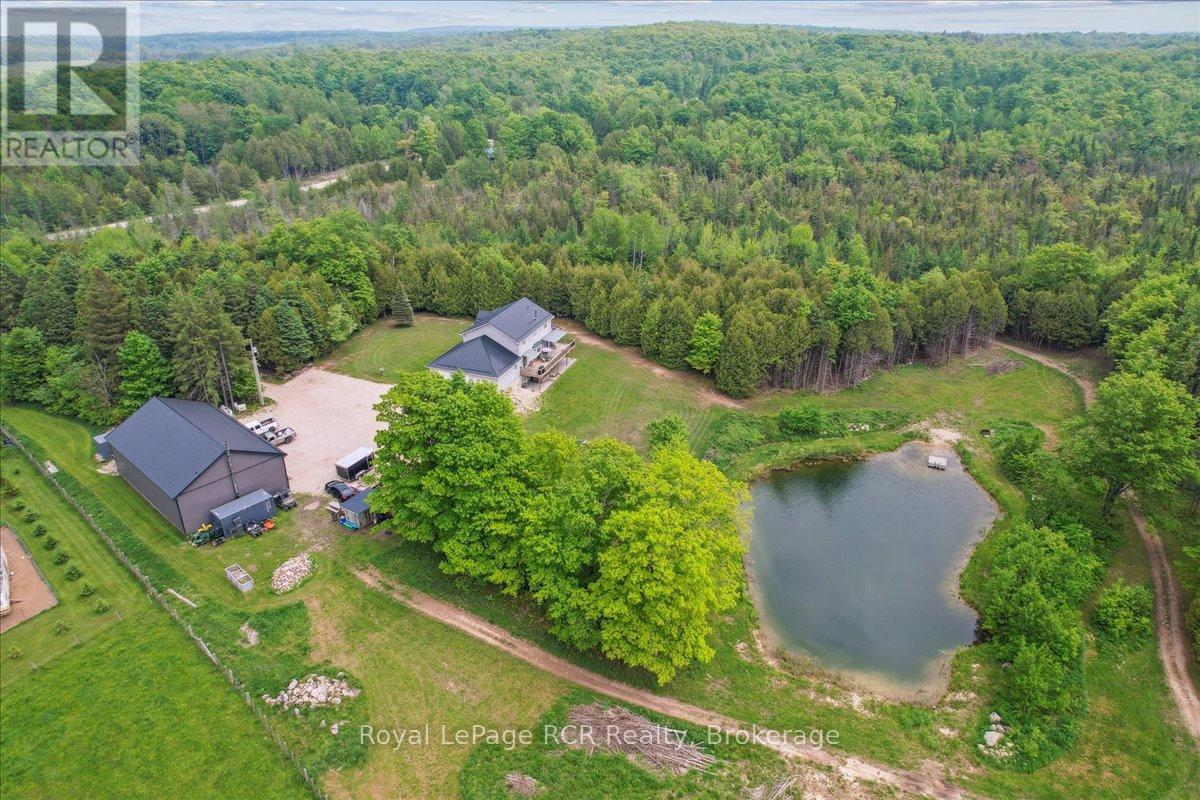 












614486 HAMILTON LANE

,
West Grey,




Ontario
N0C1H0

