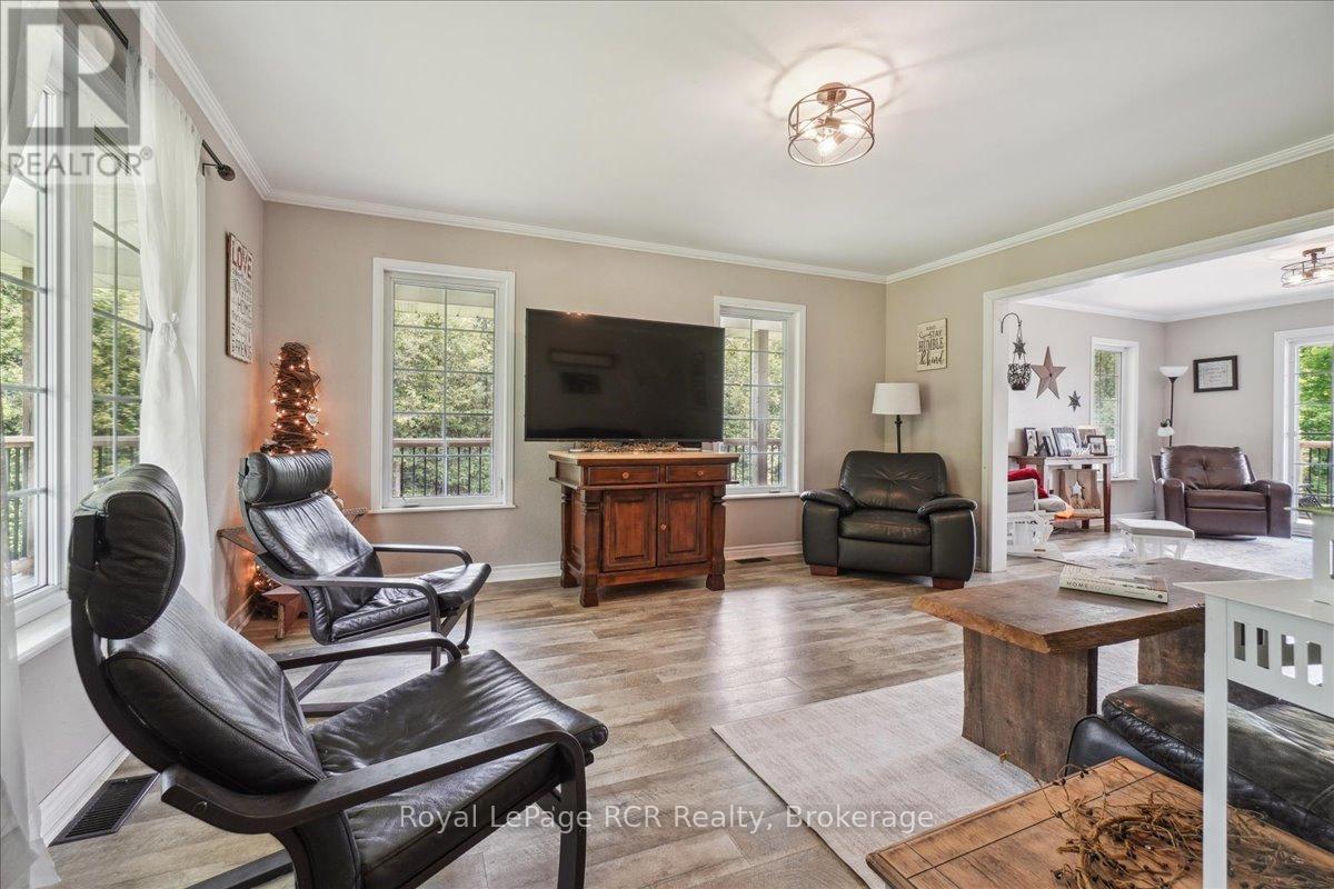 












614486 HAMILTON LANE

,
West Grey,




Ontario
N0C1H0

