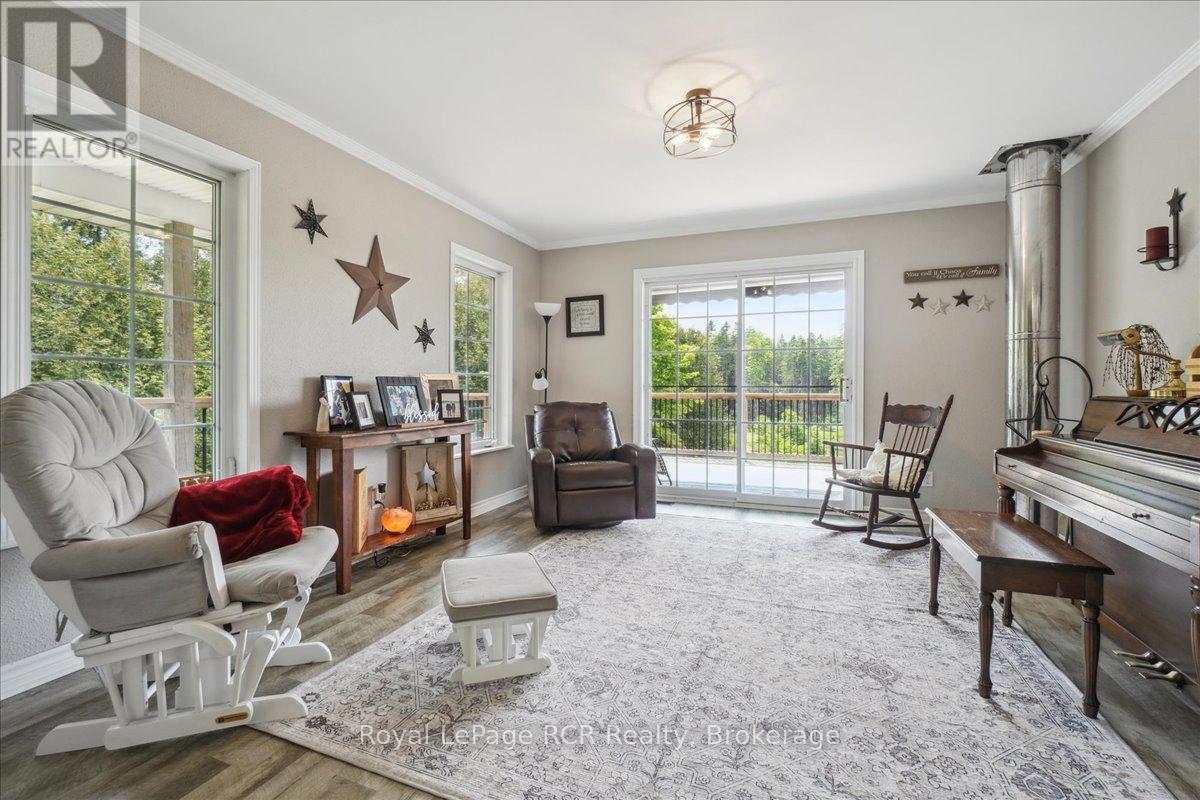 












614486 HAMILTON LANE

,
West Grey,




Ontario
N0C1H0

