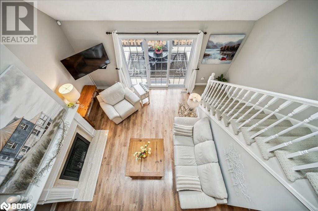 












1275 MAPLE CROSSING Boulevard Unit# 15

,
Burlington,




Ontario
L7S2E8

