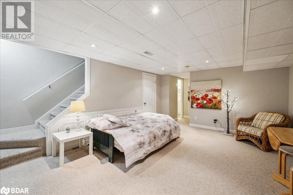 












1275 MAPLE CROSSING Boulevard Unit# 15

,
Burlington,




Ontario
L7S2E8

