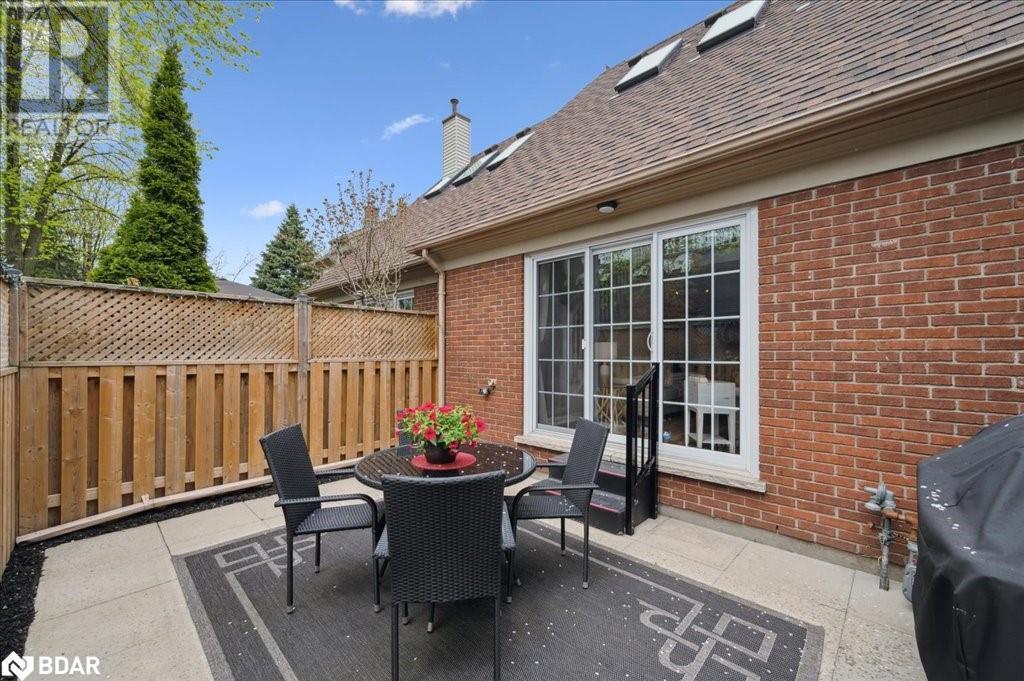












1275 MAPLE CROSSING Boulevard Unit# 15

,
Burlington,




Ontario
L7S2E8


