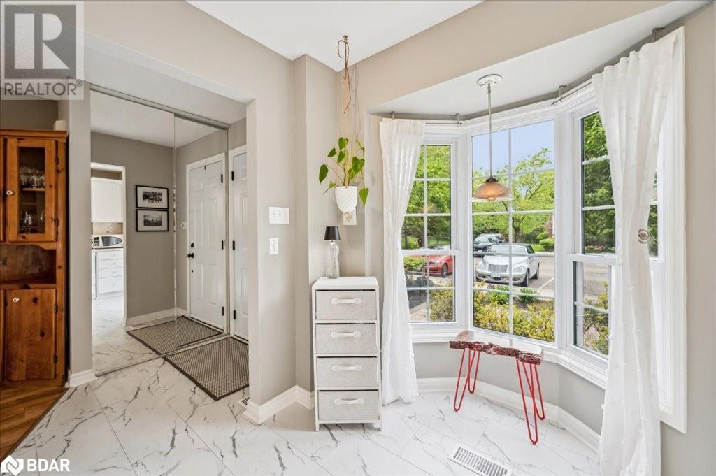 












1275 MAPLE CROSSING Boulevard Unit# 15

,
Burlington,




Ontario
L7S2E8

