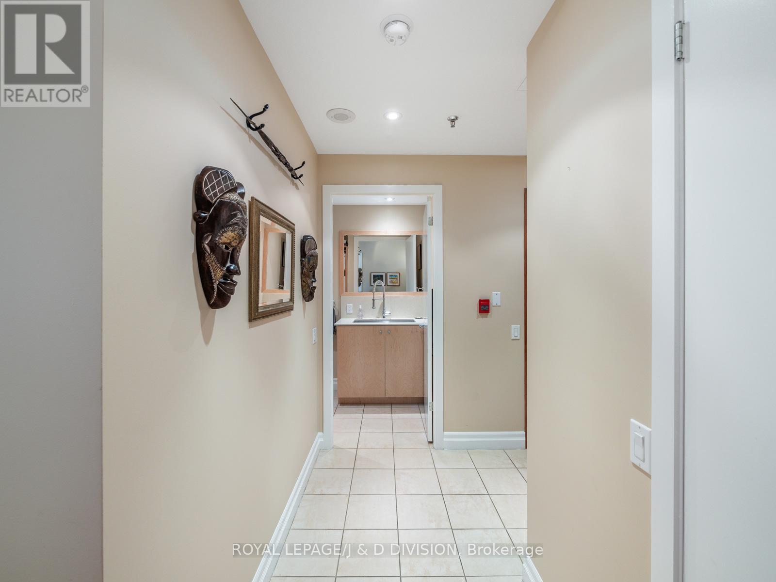 












103W - 500 QUEENS QUAY W

,
Toronto,




Ontario
M5V3K8

