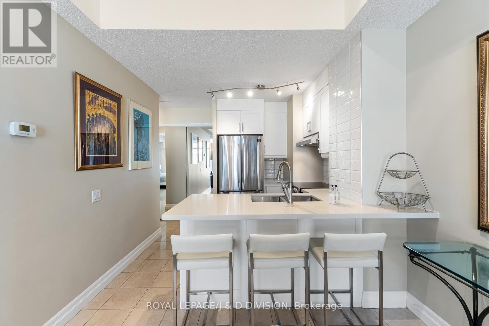 












103W - 500 QUEENS QUAY W

,
Toronto,




Ontario
M5V3K8

