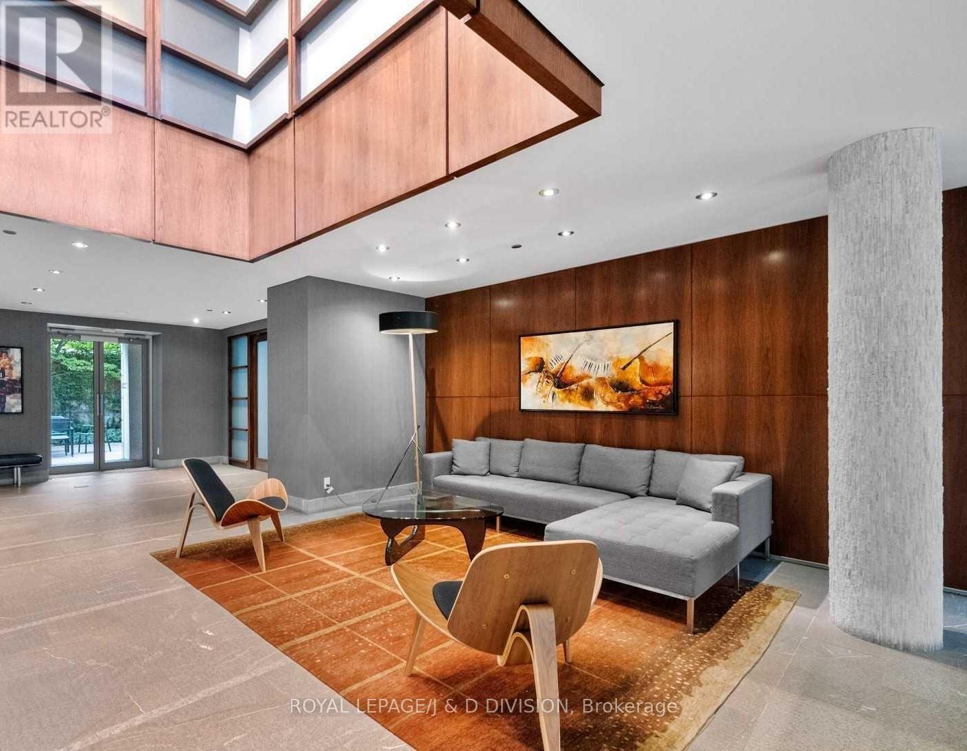












103W - 500 QUEENS QUAY W

,
Toronto,




Ontario
M5V3K8

