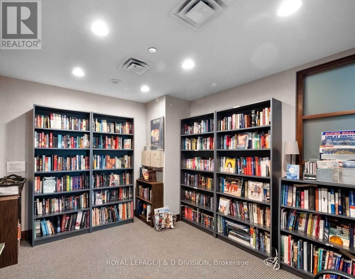 












103W - 500 QUEENS QUAY W

,
Toronto,




Ontario
M5V3K8

