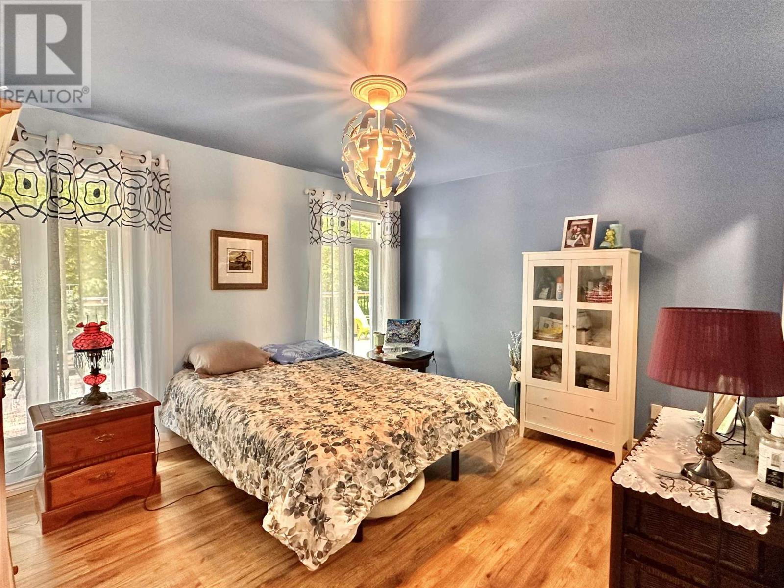 












884 Dunlop Shores RD

,
Elliot Lake,




Ontario
P5A2S9

