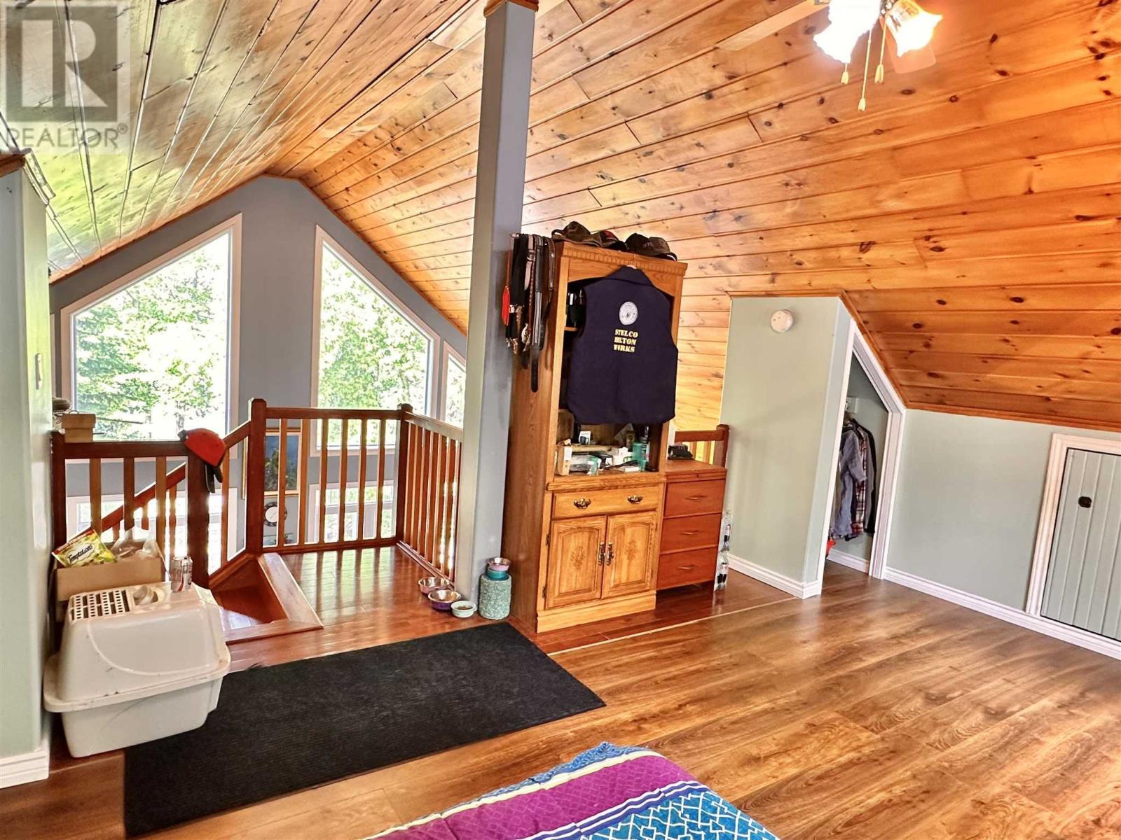 












884 Dunlop Shores RD

,
Elliot Lake,




Ontario
P5A2S9

