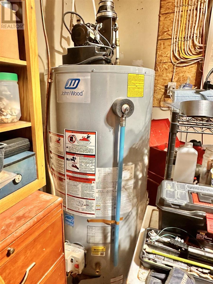 












884 Dunlop Shores RD

,
Elliot Lake,




Ontario
P5A2S9

