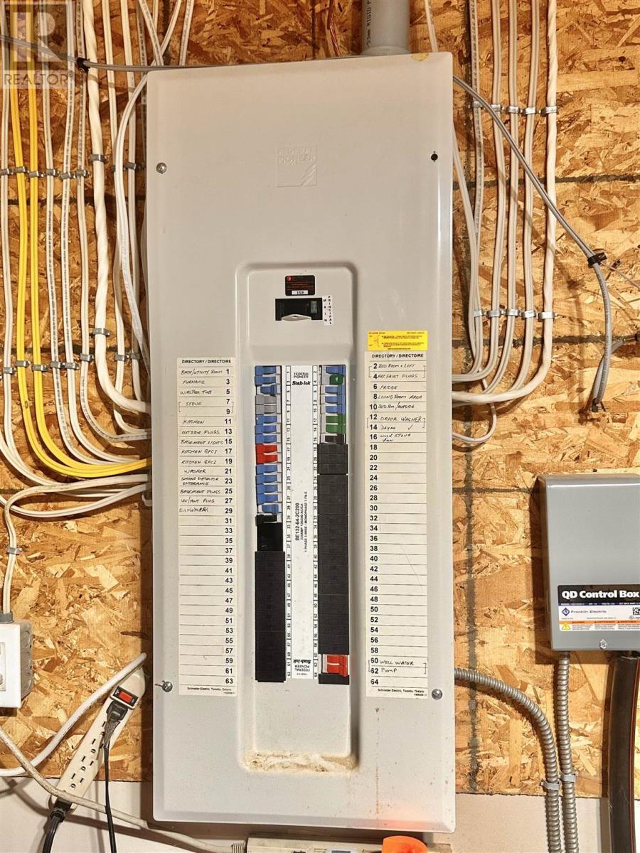 












884 Dunlop Shores RD

,
Elliot Lake,




Ontario
P5A2S9

