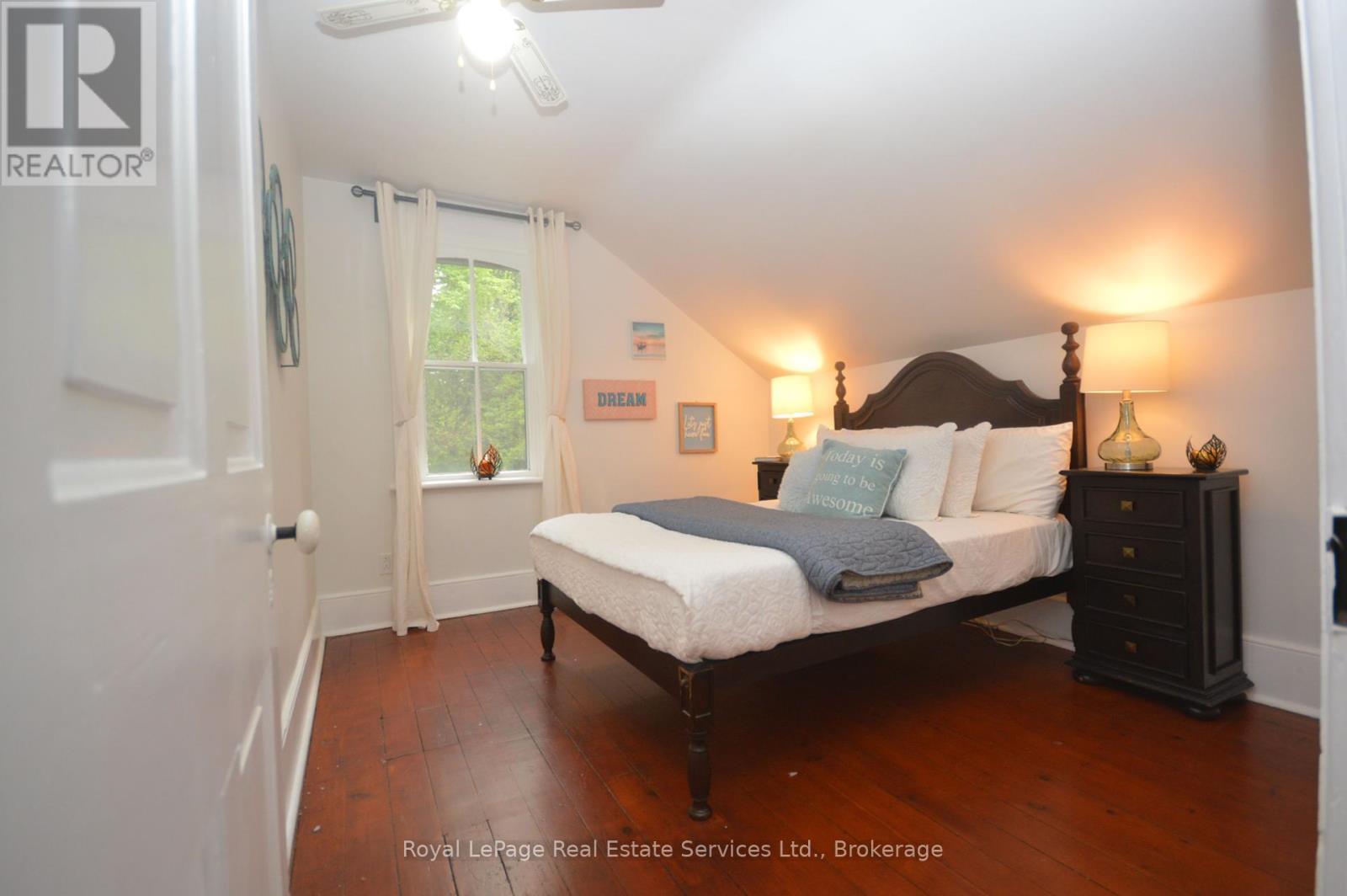 












92 ADAM STREET

,
Cambridge,




Ontario
N3C2K6

