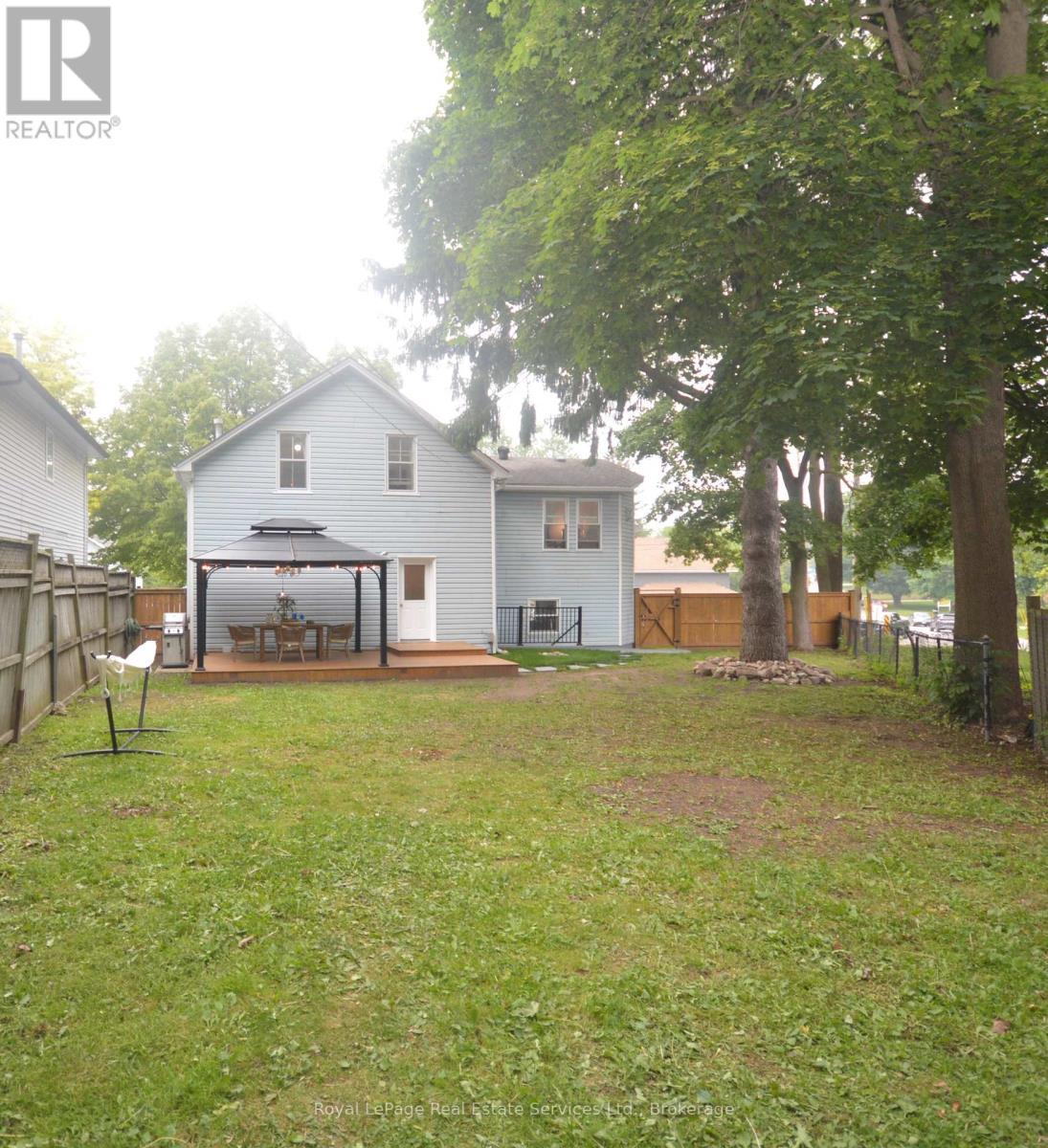 












92 ADAM STREET

,
Cambridge,




Ontario
N3C2K6

