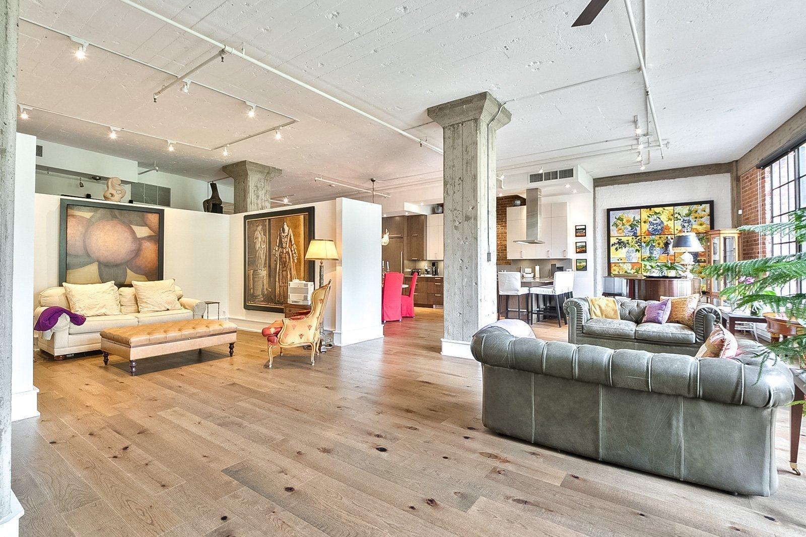 









454


Rue De La Gauchetière O.

, 501-502,
Montréal (Ville-Marie),




QC
H2Z1E3

