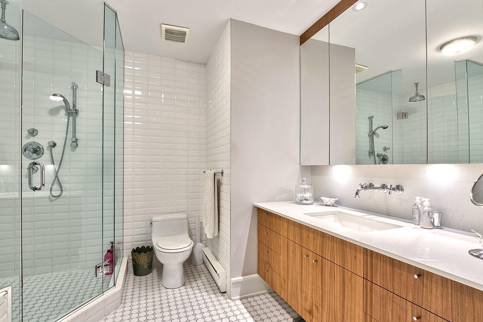 









454


Rue De La Gauchetière O.

, 501-502,
Montréal (Ville-Marie),




QC
H2Z1E3

