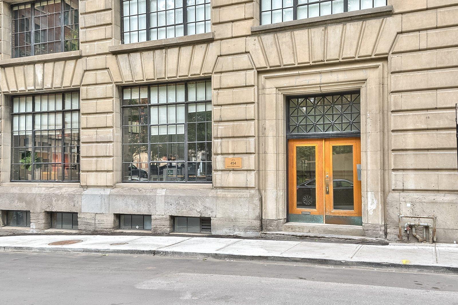 









454


Rue De La Gauchetière O.

, 501-502,
Montréal (Ville-Marie),




QC
H2Z1E3

