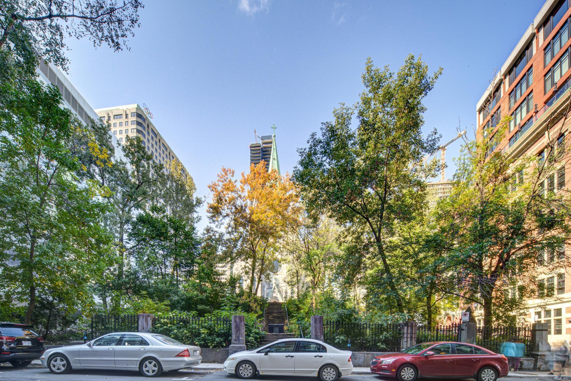 









454


Rue De La Gauchetière O.

, 501-502,
Montréal (Ville-Marie),




QC
H2Z1E3

