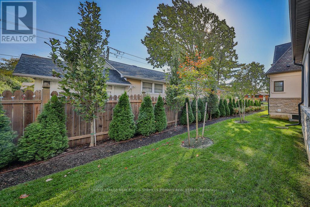 












3 ARBOURVALE COMMON

,
St. Catharines,







Ontario
L2T2Z9

