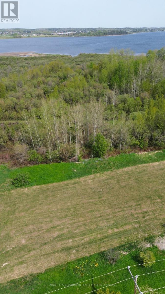 












CON 2 N PT LOT 12 WHITNEY

,
Timmins (SP - Connaught Hill),







Ontario
P0N1H0

