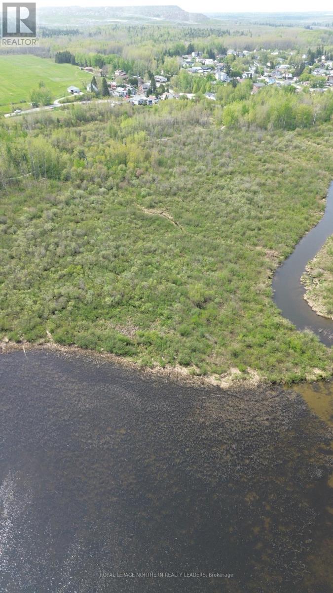 












CON 2 N PT LOT 12 WHITNEY

,
Timmins (SP - Connaught Hill),







Ontario
P0N1H0

