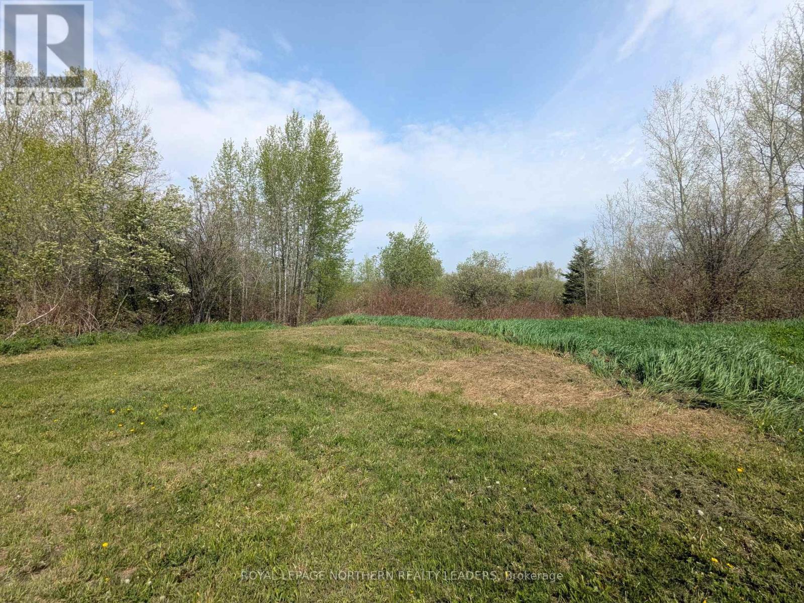 












CON 2 N PT LOT 12 WHITNEY

,
Timmins (SP - Connaught Hill),







Ontario
P0N1H0

