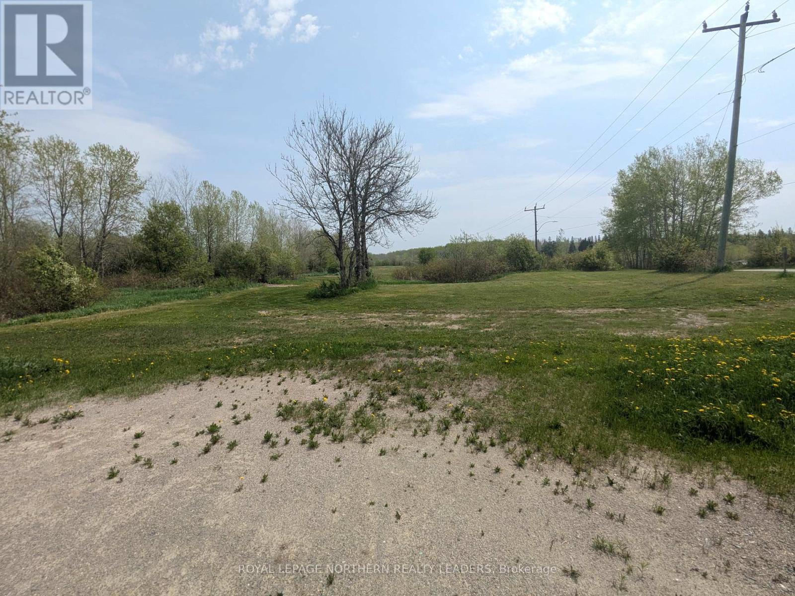 












CON 2 N PT LOT 12 WHITNEY

,
Timmins (SP - Connaught Hill),







Ontario
P0N1H0

