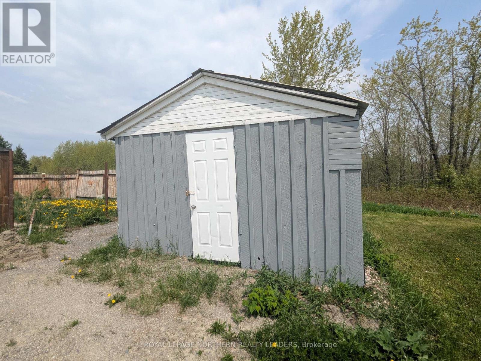 












CON 2 N PT LOT 12 WHITNEY

,
Timmins (SP - Connaught Hill),







Ontario
P0N1H0


