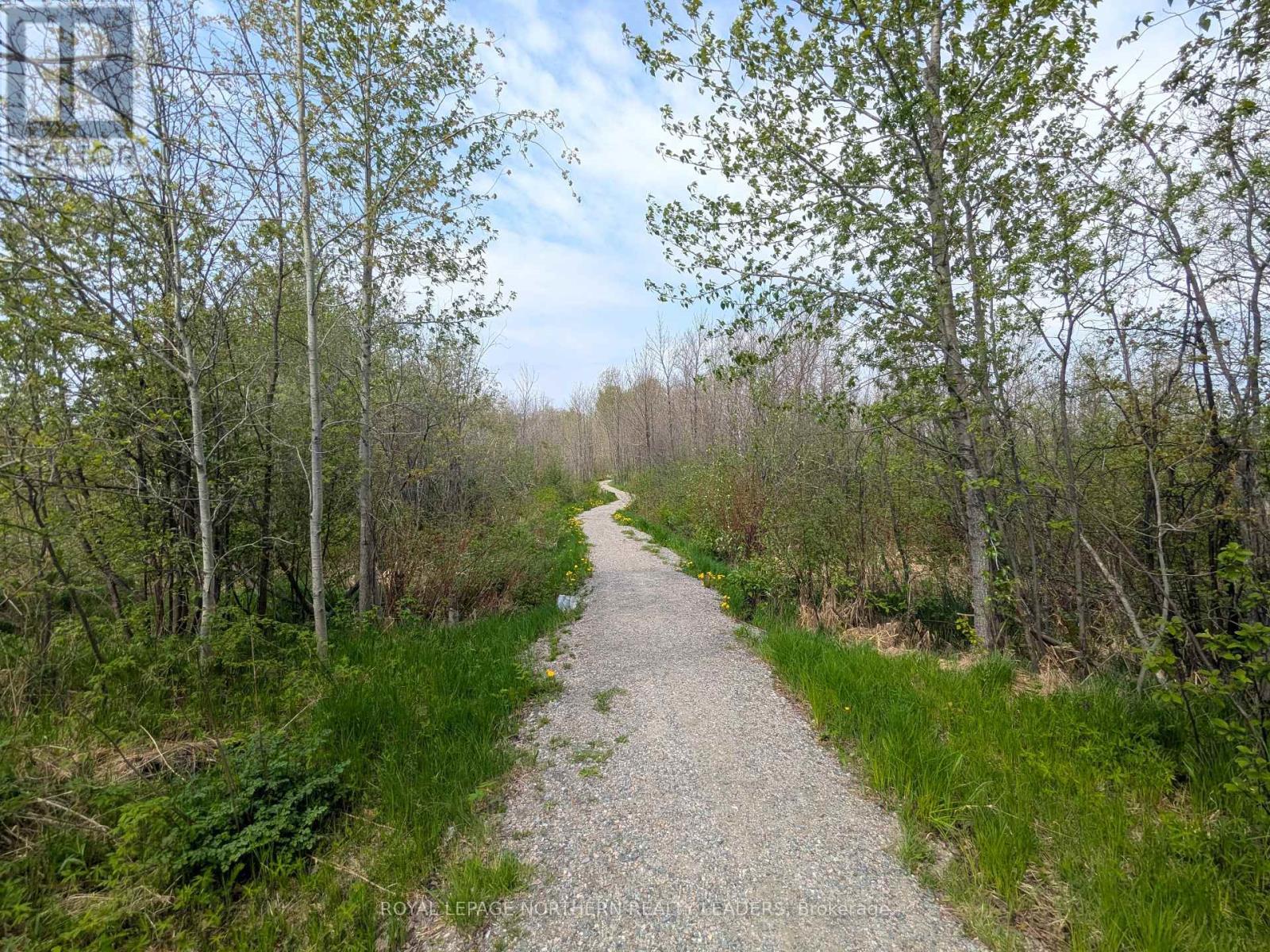 












CON 2 N PT LOT 12 WHITNEY

,
Timmins (SP - Connaught Hill),







Ontario
P0N1H0


