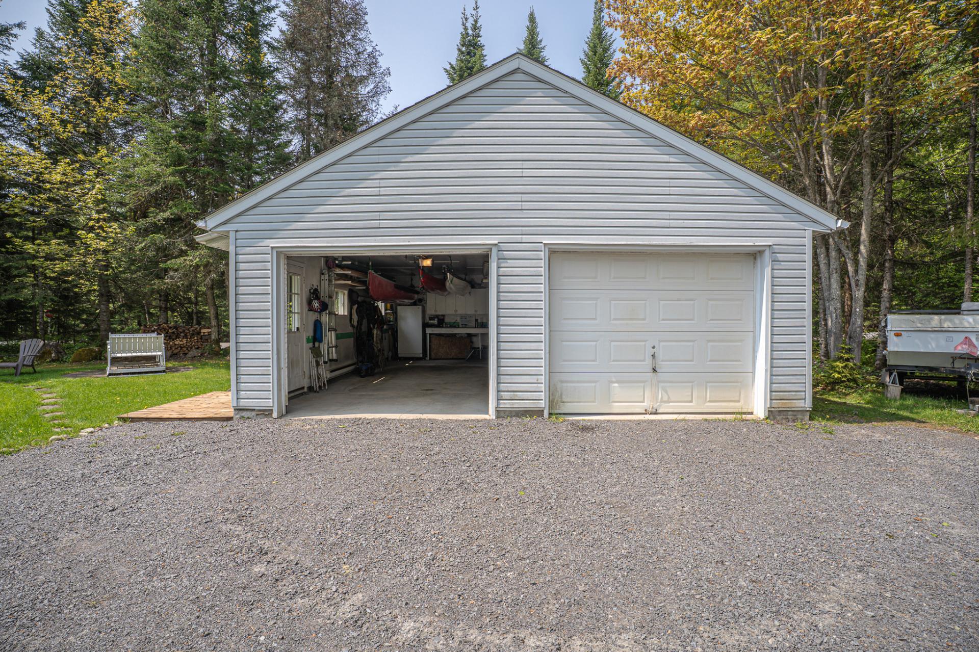 









628


Ch. Réjean

,
Sainte-Agathe-des-Monts,




QC
J8C0N6

