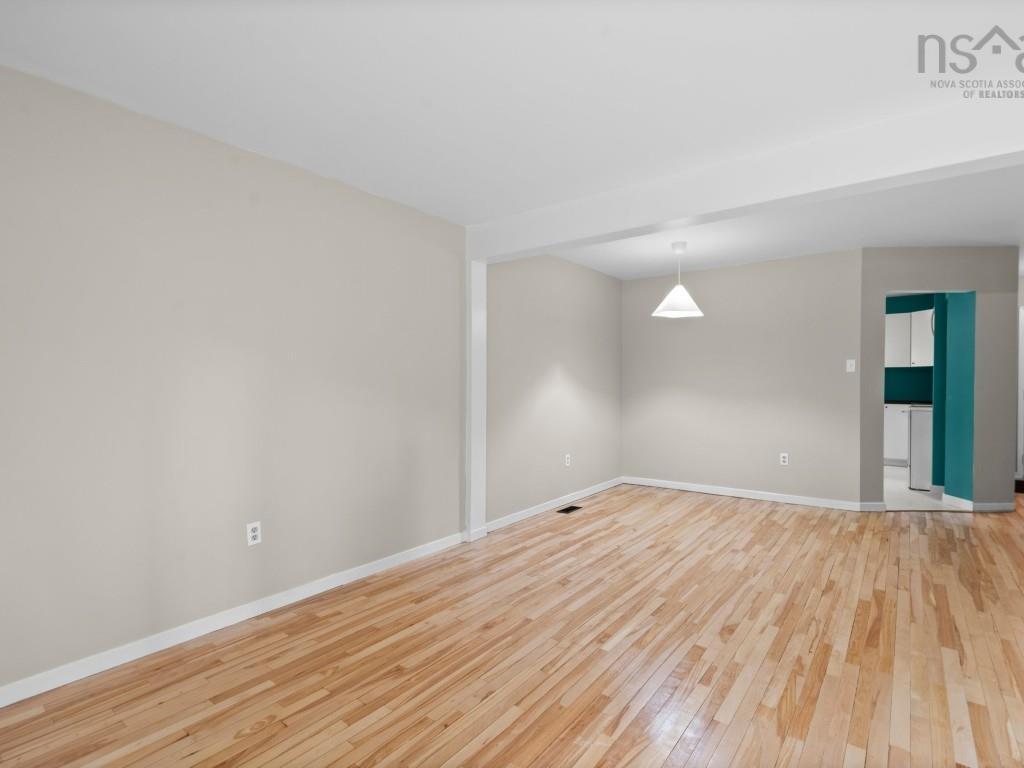 












36 Chelsea Lane

,
Halifax,




NS
B3M 1K9

