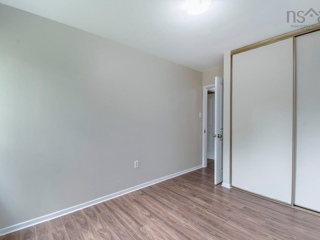 












36 Chelsea Lane

,
Halifax,




NS
B3M 1K9


