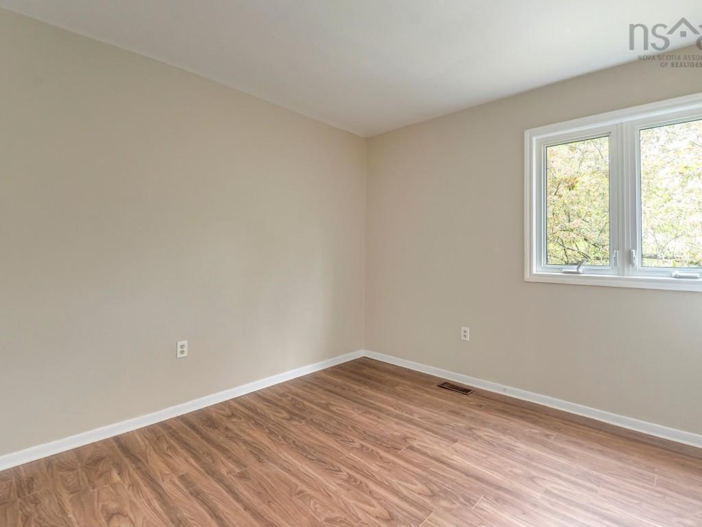 












36 Chelsea Lane

,
Halifax,




NS
B3M 1K9

